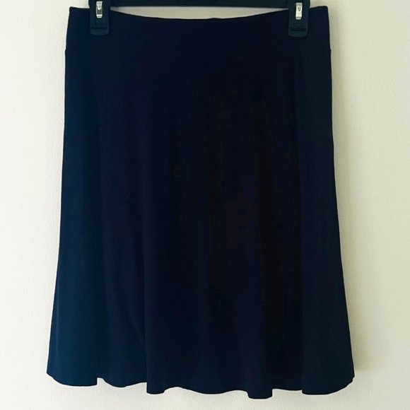 Cute LOFT Navy Short Skirt - Picture 2 of 4